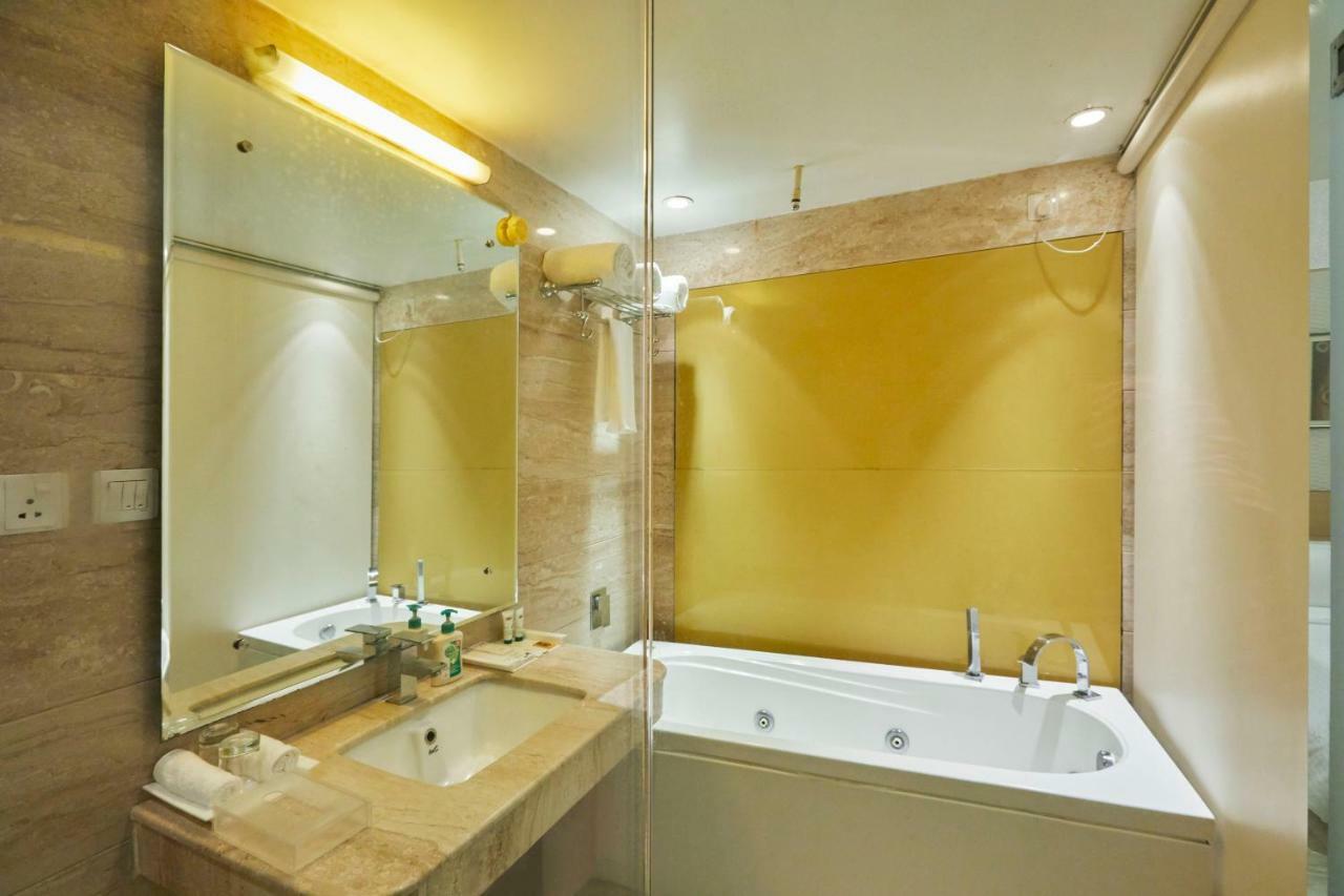 Shivoy Hotel Gorakhpur Εξωτερικό φωτογραφία